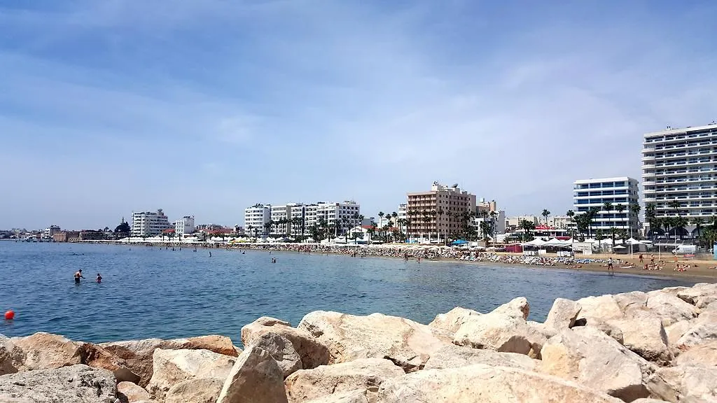 Alex Residence Larnaca 0*,